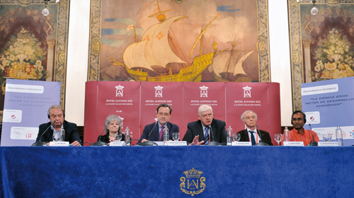 Seis Premios Nobel en Sevilla septiembre 2012
