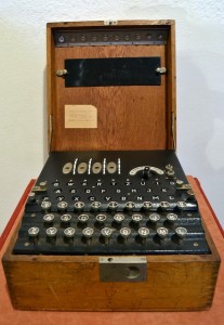 Máquina 'Enigma' en el Museo Militar de Sevilla 