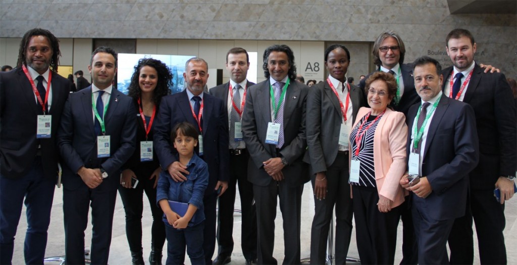 Pedro Velázquez (a la derecha) con el equipo directivo de Save the Dream en el foro que organizaron en Bakú (Azerbayán) en abril de 2016.