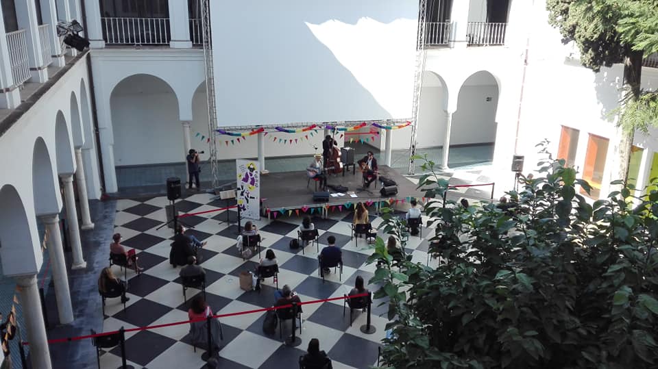 Patio del Centro de Iniciativas Culturales de la Universidad de Sevilla donde se celebra 21 grados